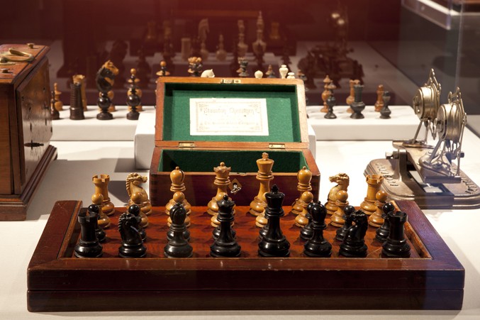 british-chess-company-wooden-chess-set677