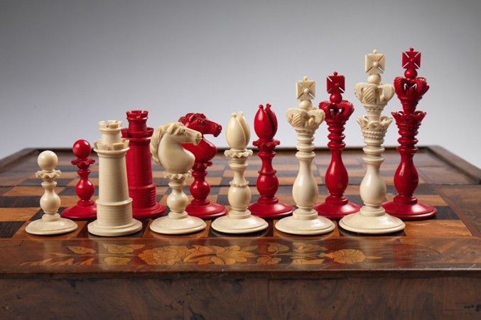 calvert-ivory-decorative-chess-setbwhite677