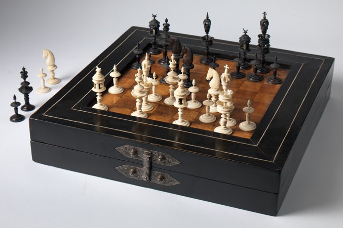 german-walnut-fruitwood-and-ebonised-chess-and-backgammon-board-boxbwhite677