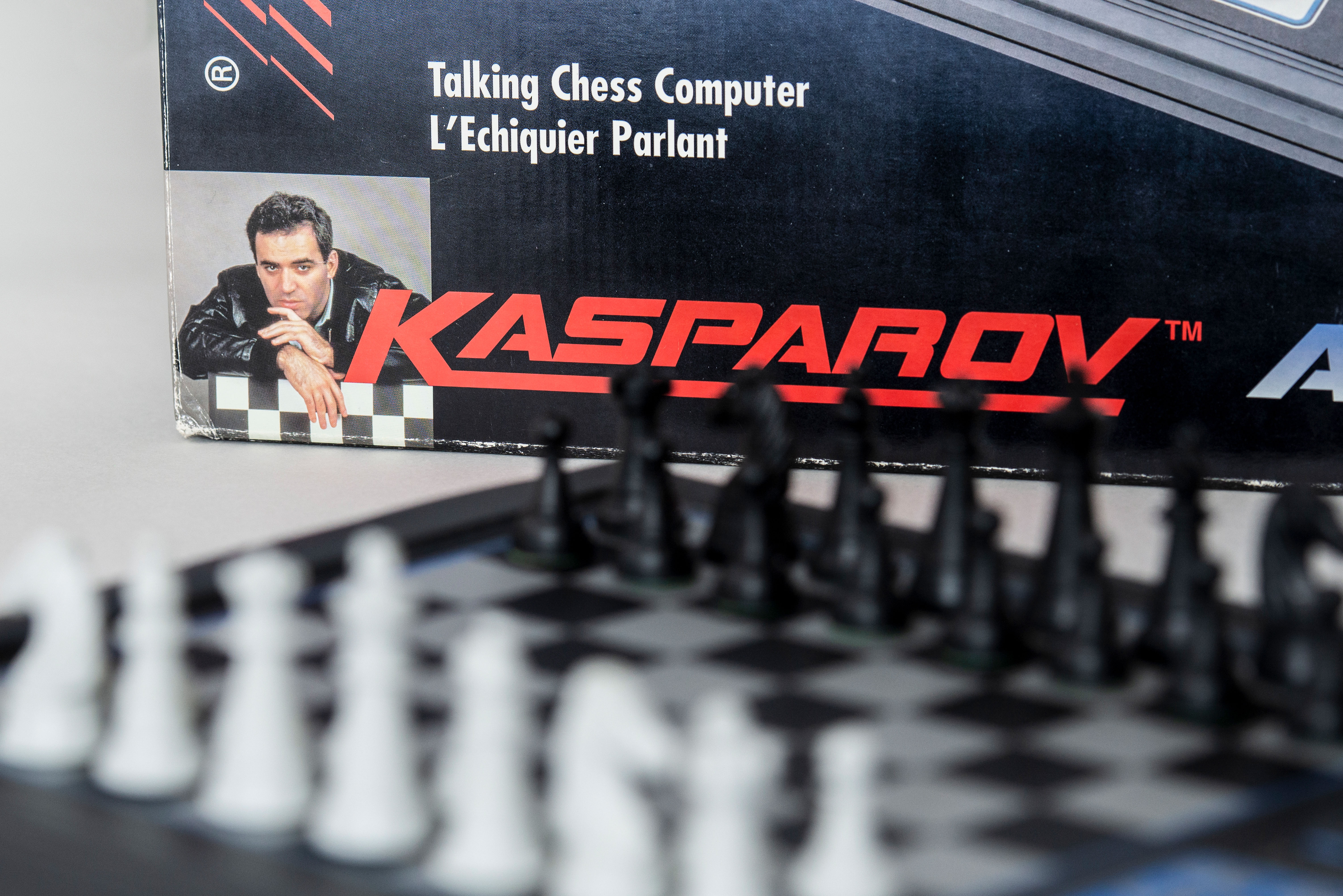 VINTAGE KASPAROV ALCHEMIST CHESS COMPUTER ~ ELECTRONIC CHESS SET ~ COMPLETE