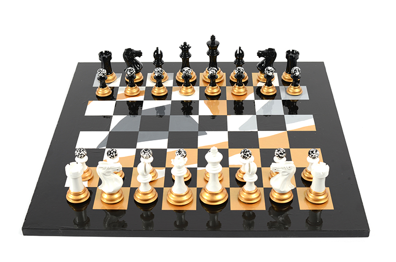Darren John, Parallax 2.0 Chess Set, 2018