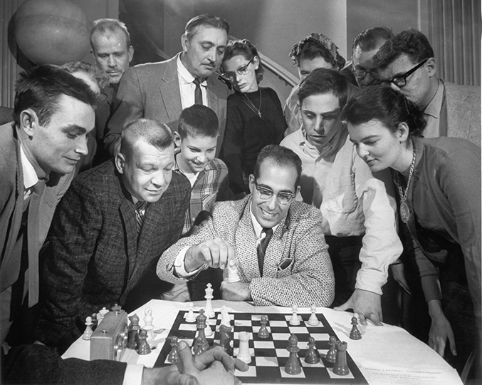 Hans Berliner Demonstrates at the 1959 North Central Open Class Chess Tournament