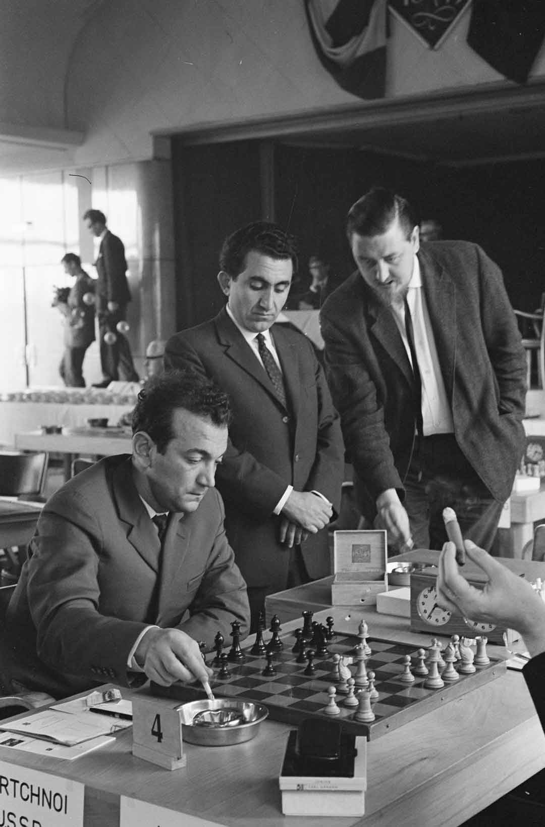 1978: Viktor Korchnoi vs Anatoly Karpov