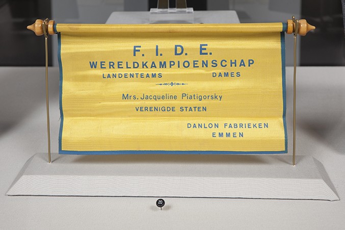 flag-from-1957-womens-chess-olympiad-9807
