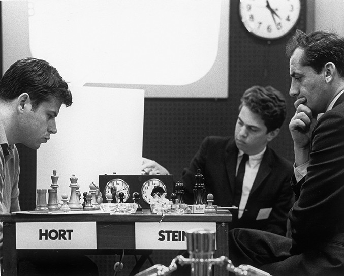 leonid-stein-and-vlastimil-hort-at-the-1967-interzonal-playoff