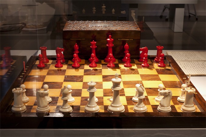tees-side-chess-set677