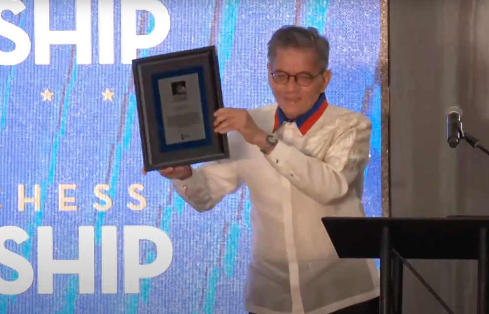 Not wanting more, Hall of Famer Torre now imparting his genius