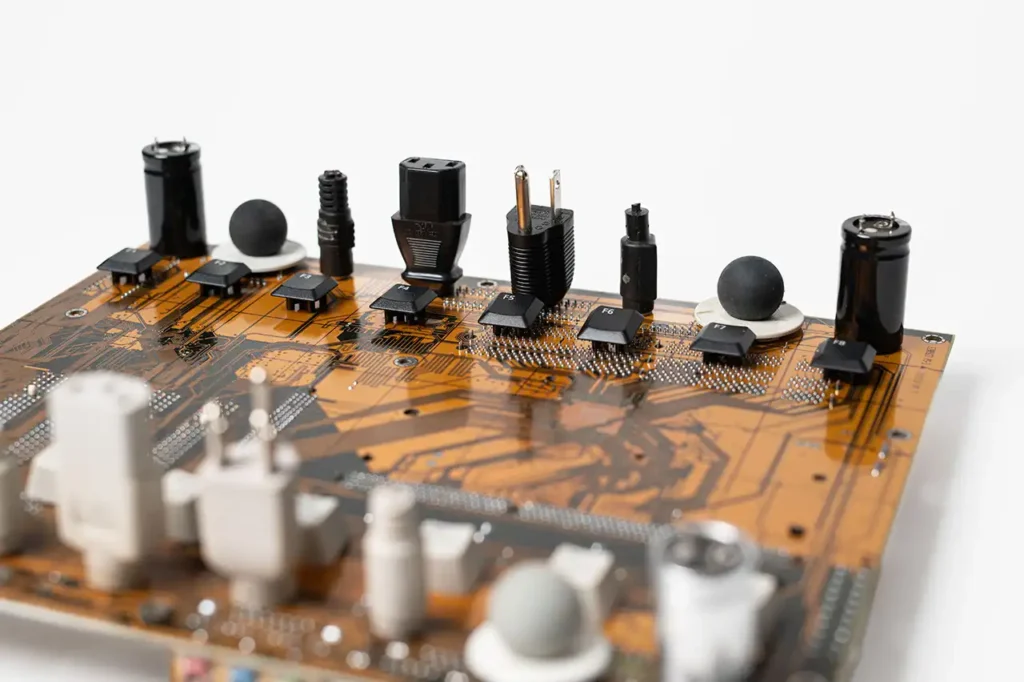 photo - 2025 November Featured Chess Set - Up- Cycled Chess Set - 05_nov25