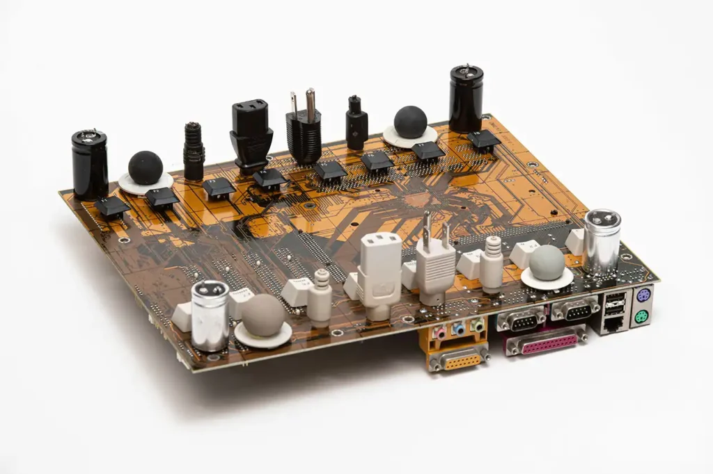 photo - 2025 November Featured Chess Set - Up- Cycled Chess Set - 06_nov25