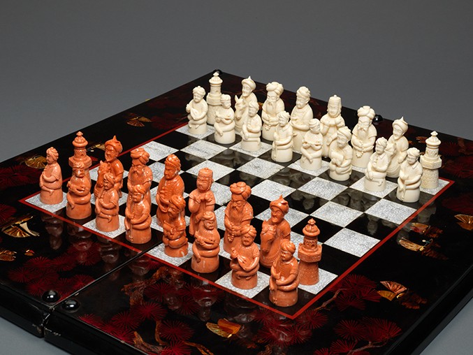 13-coralsetlacquerboardweb